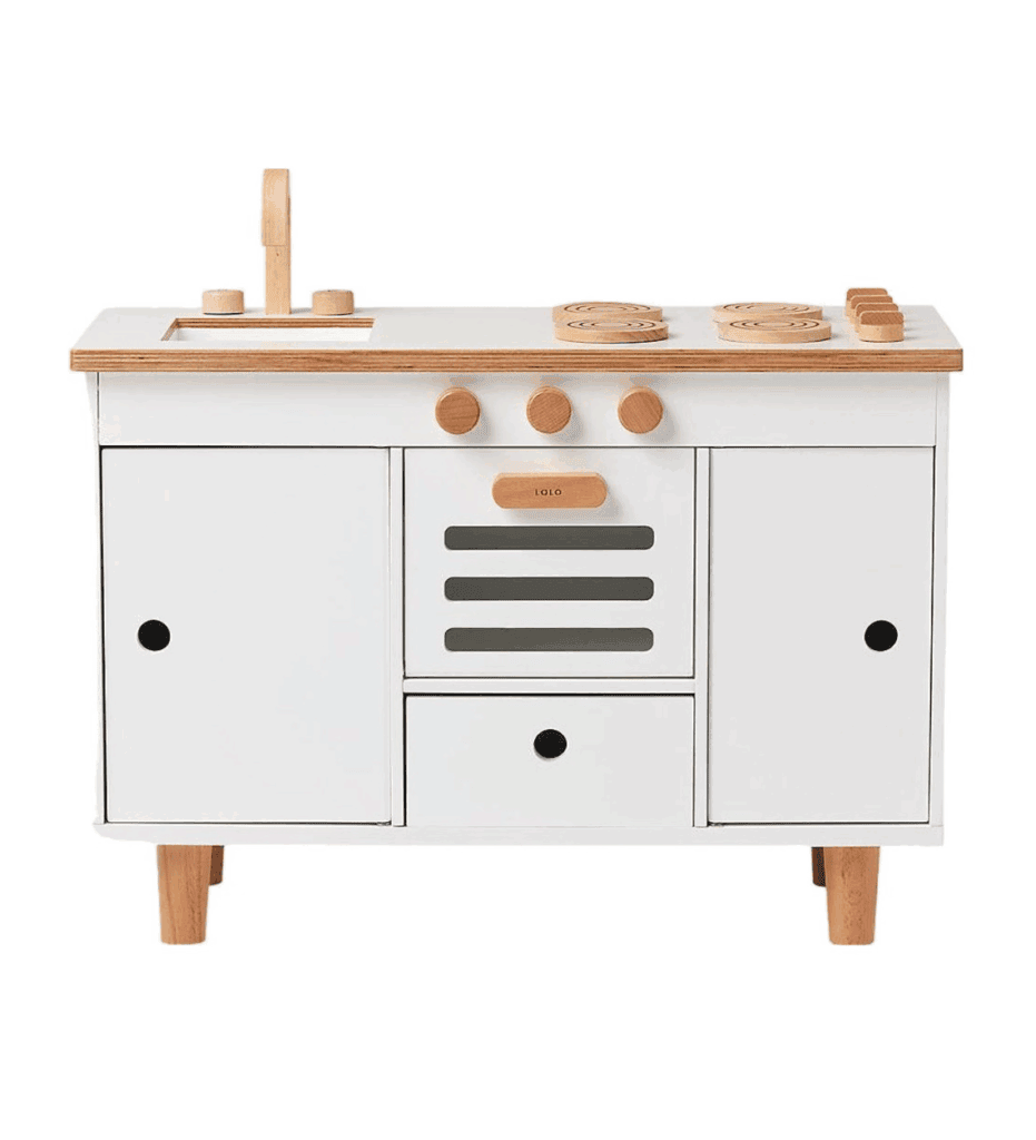 kids play kitchen